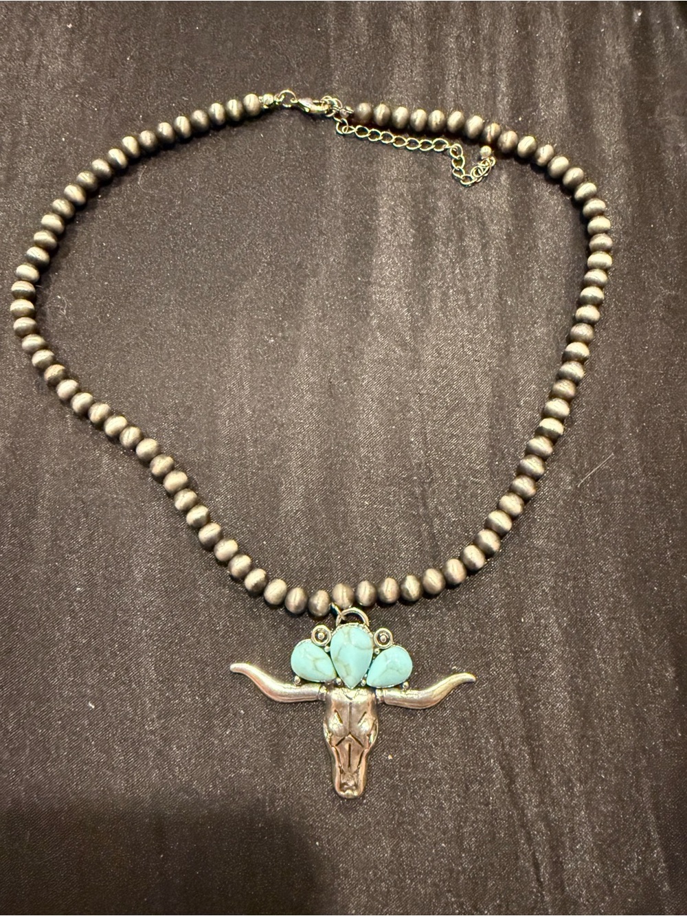 Faux Turquoise Longhorn Pendant Beaded Necklace